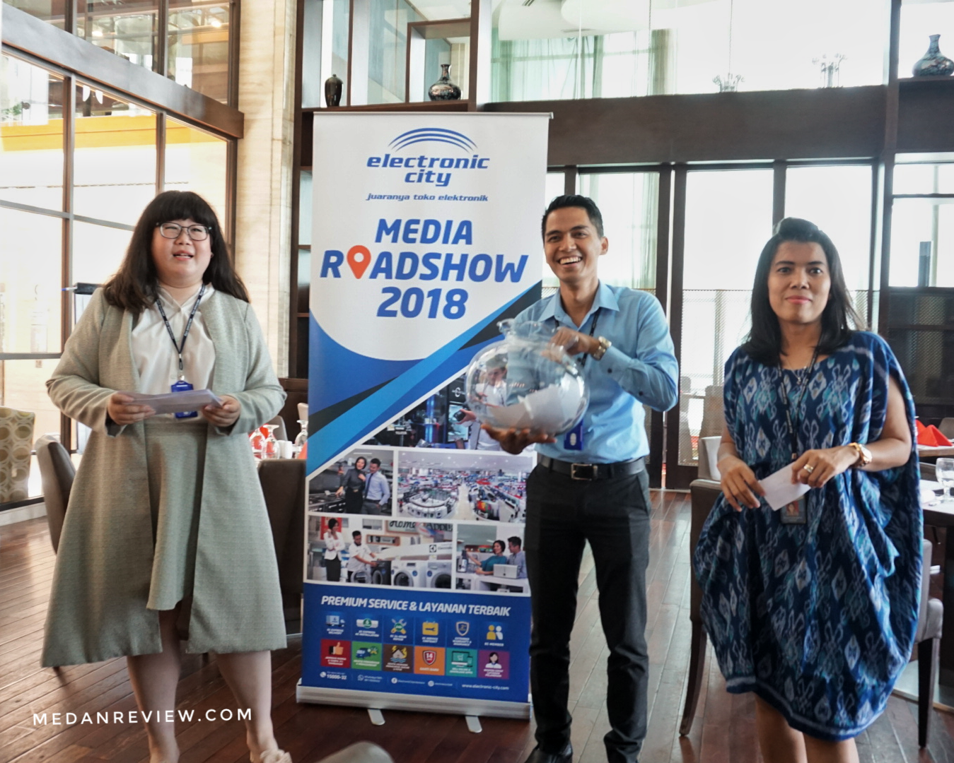 Electronic City Media Roadshow 2018 Medan