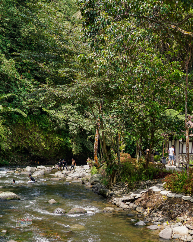 Sungai Kecil di Juma Lau