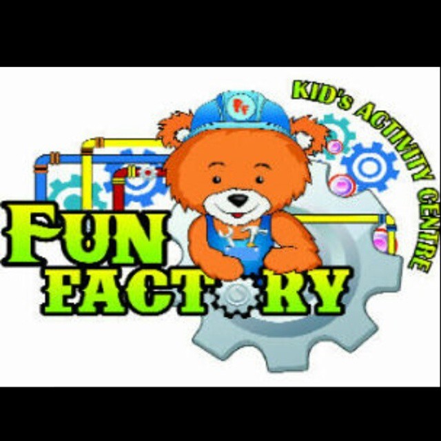 Fun Factory : Lomba Mewarnai dan Merajut Tas Flanel